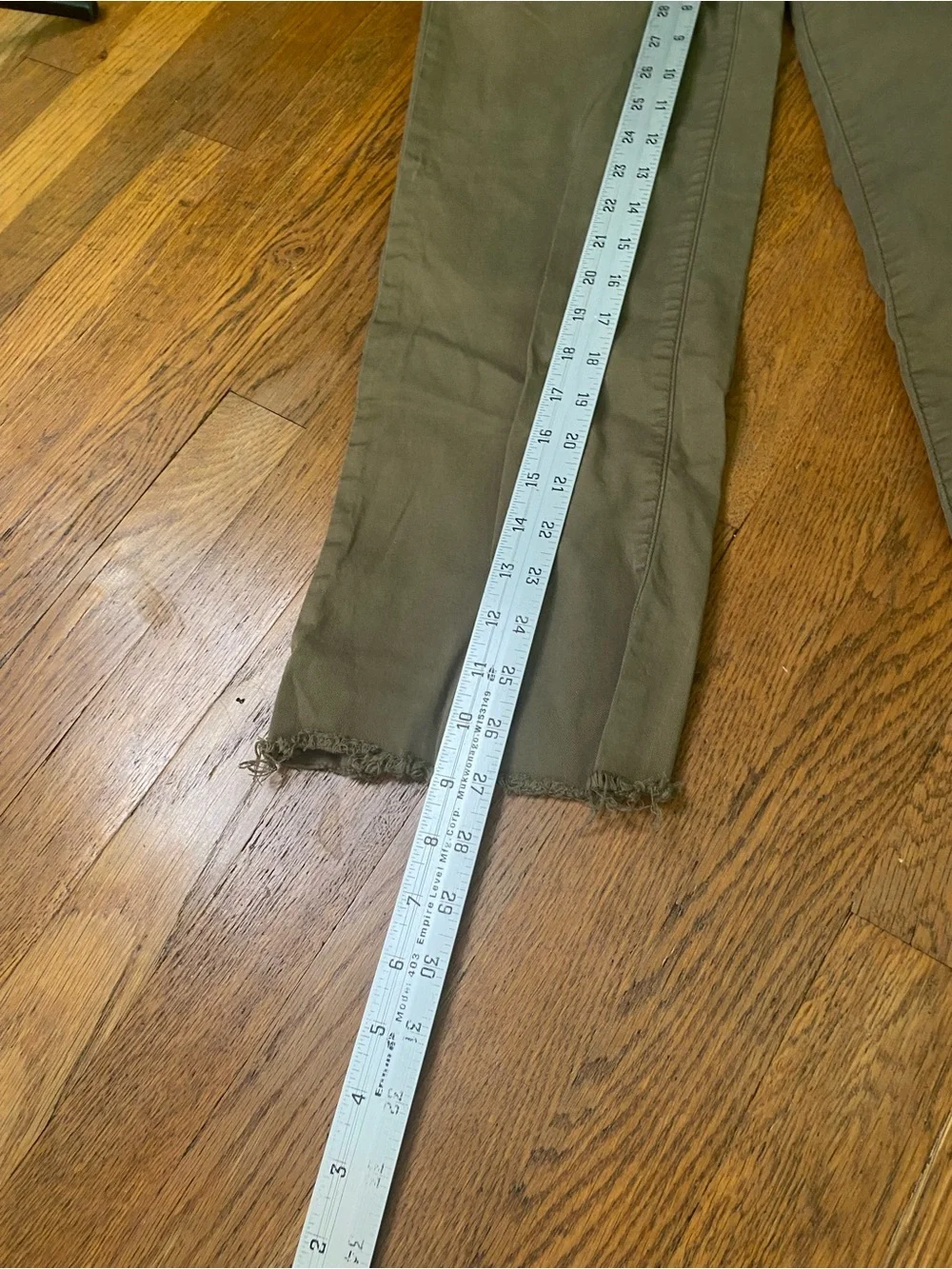 Tory Burch Cropped Chino Pants Women’s Size 26 Olive Green Raw Hem